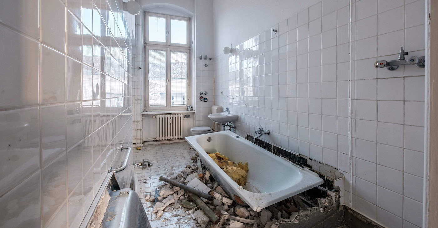 Badeværelse renovering i gang